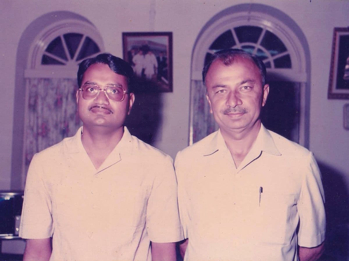 Meet with Sushilkumar Shinde Image